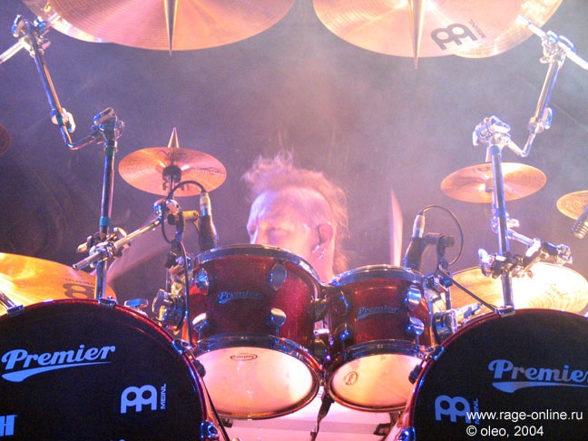 21 Mike Close-up [Rage 10014].jpg